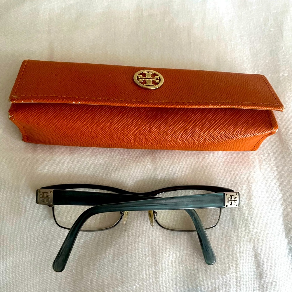 Tory Burch frames and case
The glass are small suitable for youth.